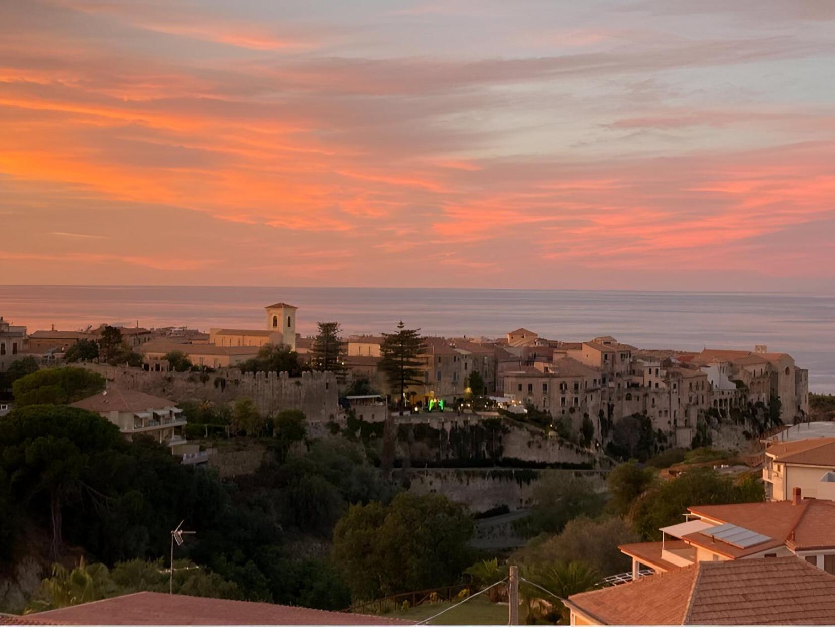 Serenita Tropea Eksteriør billede
