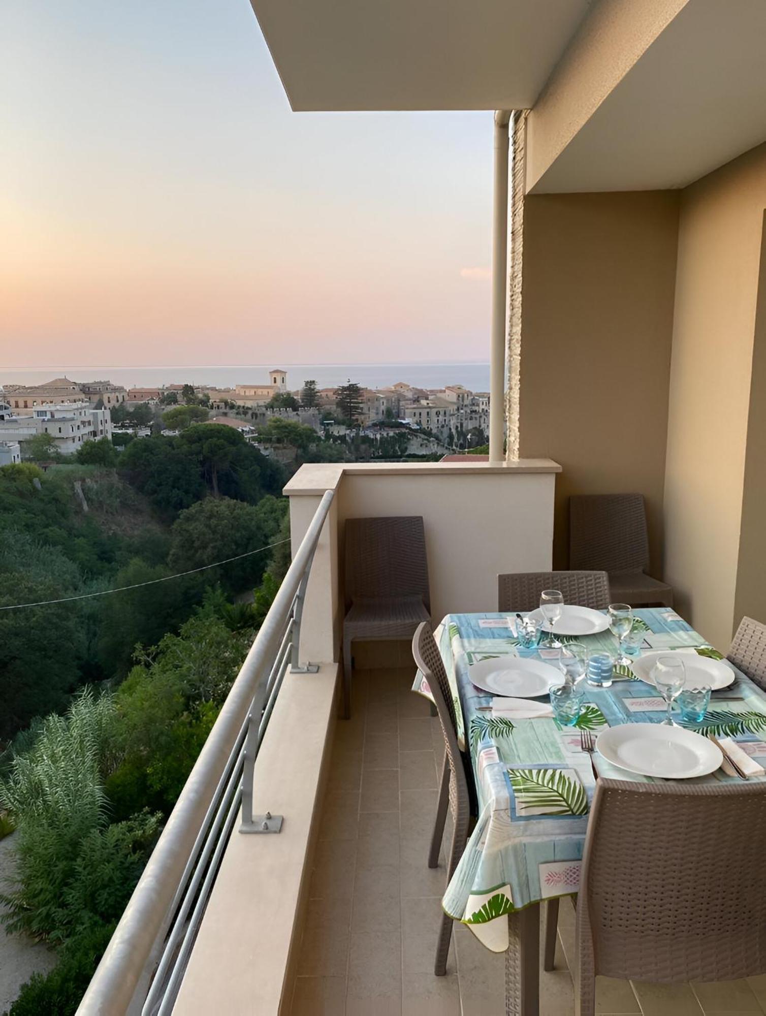 Serenita Tropea Eksteriør billede